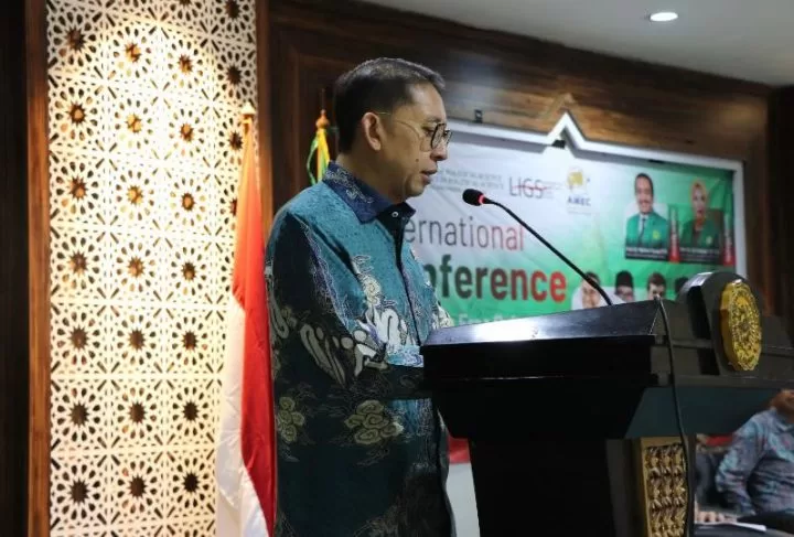 Ketua Badan Kerjasama Antar Parlemen DPR RI Dr. Fadli Zon saat berbicara pada Konferensi Internasional tentang Palestina di FISIP Universitas Muhammadiyah Jakarta (UMJ) pada 3 Juli 2024 (Foto: Dok. pribadi)