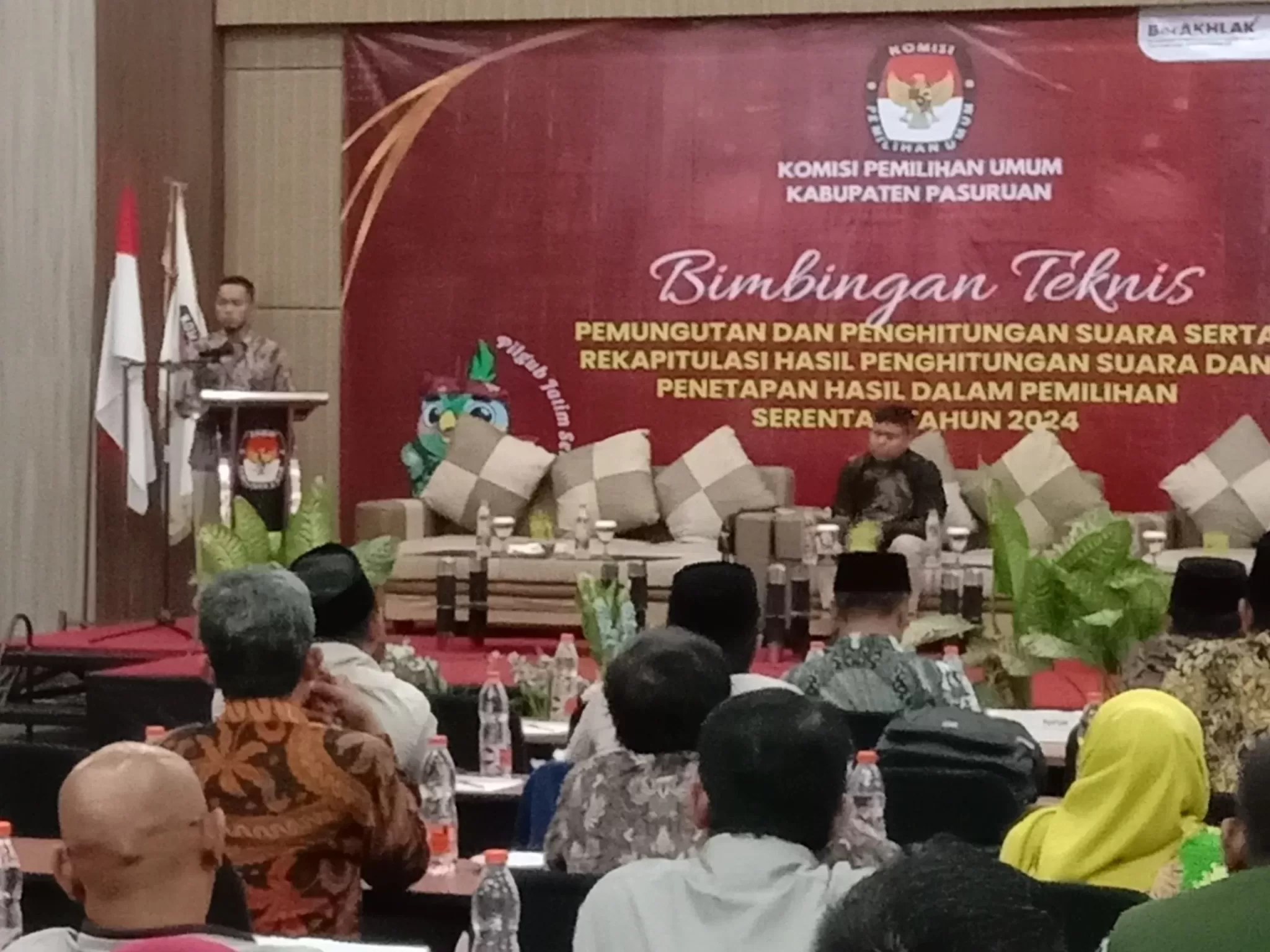 Ketua KPU Kabupaten Pasuruan Ainul Yaqin saat memberikan sambutan (istimewa)