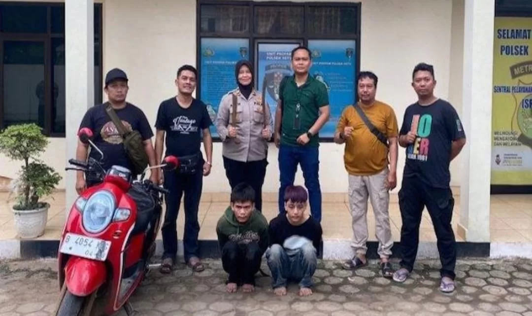 Dua Pelaku Begal diamankan di Kantor Polisi (Frm)