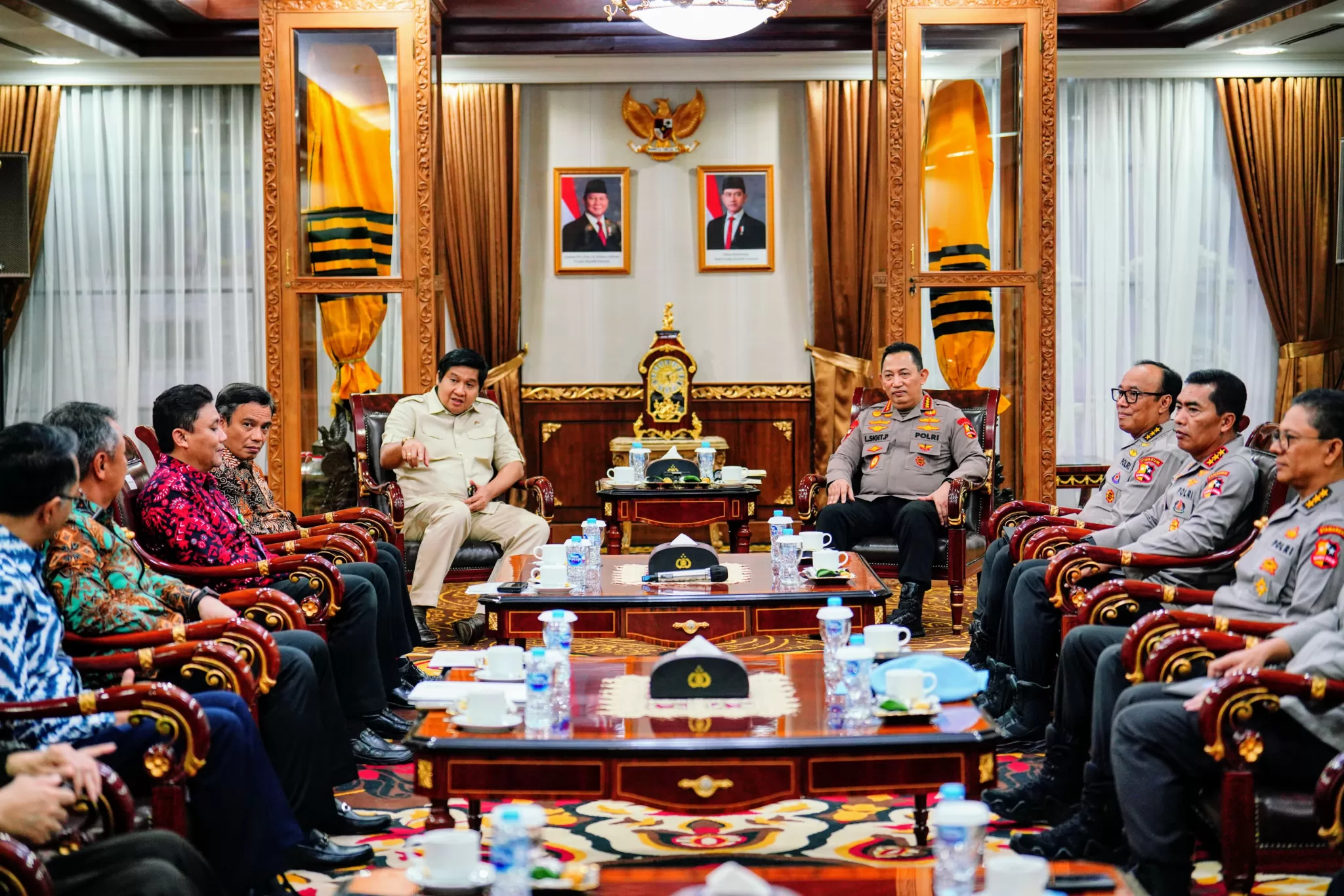 Kapolri saat menerima kunjungan dari Menteri Perumahan. (Hms for BacainD.com)