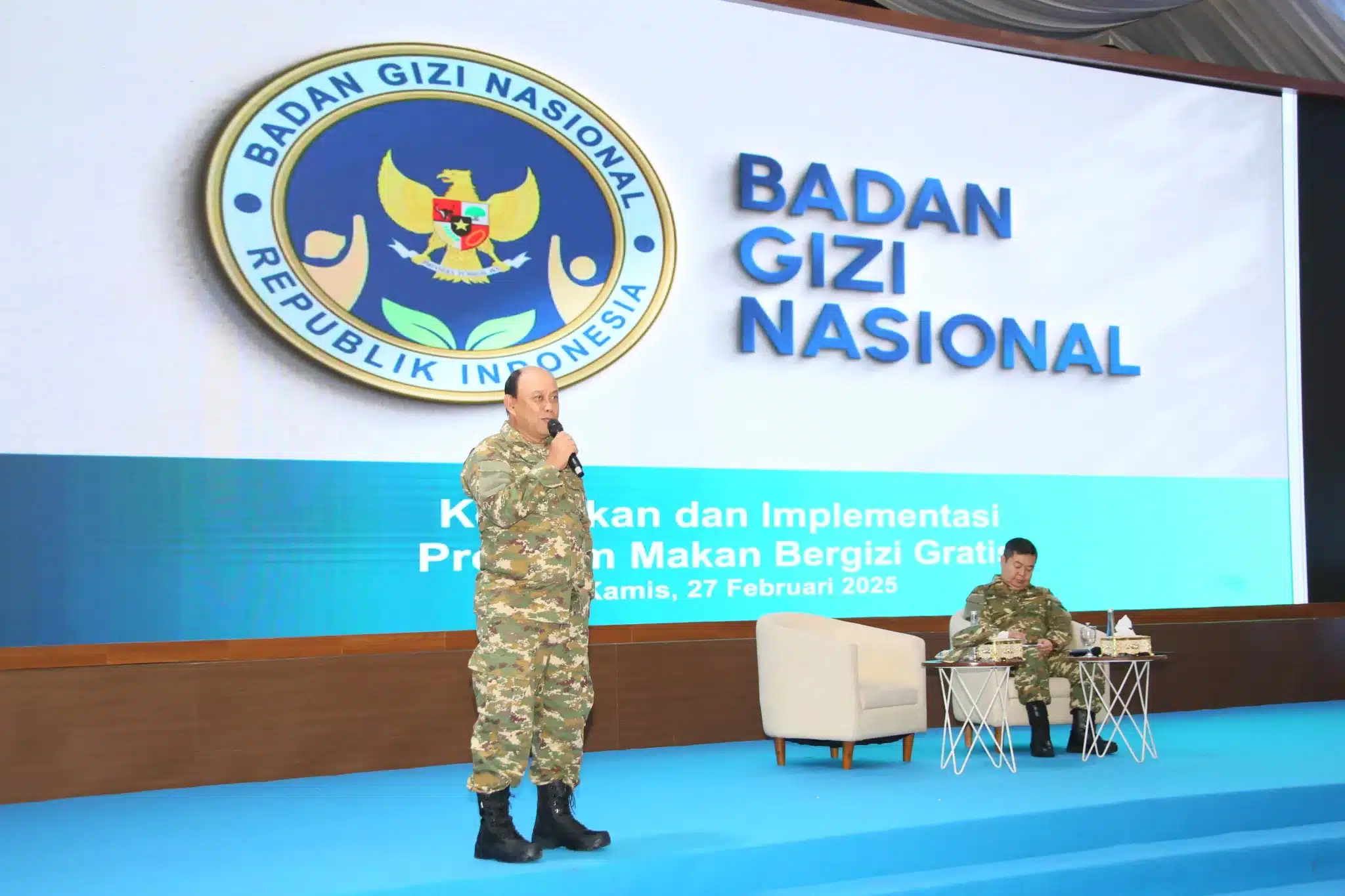 Kepala Badan Gizi Nasional (BGN) Dadan Hindayana, saat menyampaikan materinya dalam acara Retreat Kepala Daerah di Magelang. (Ist)