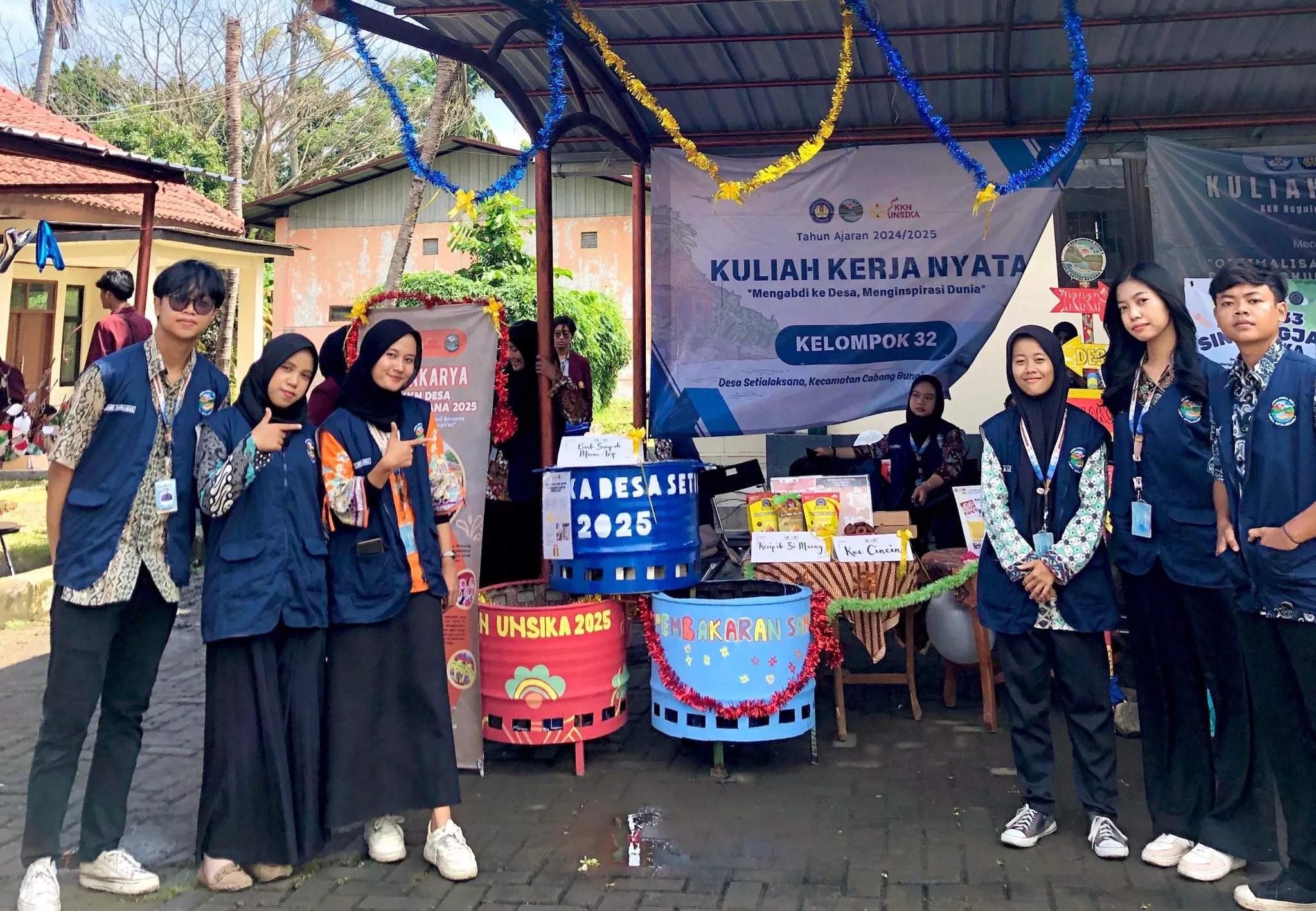 Mahasiswa KKN Unsika Kelompok 32. (Dok)