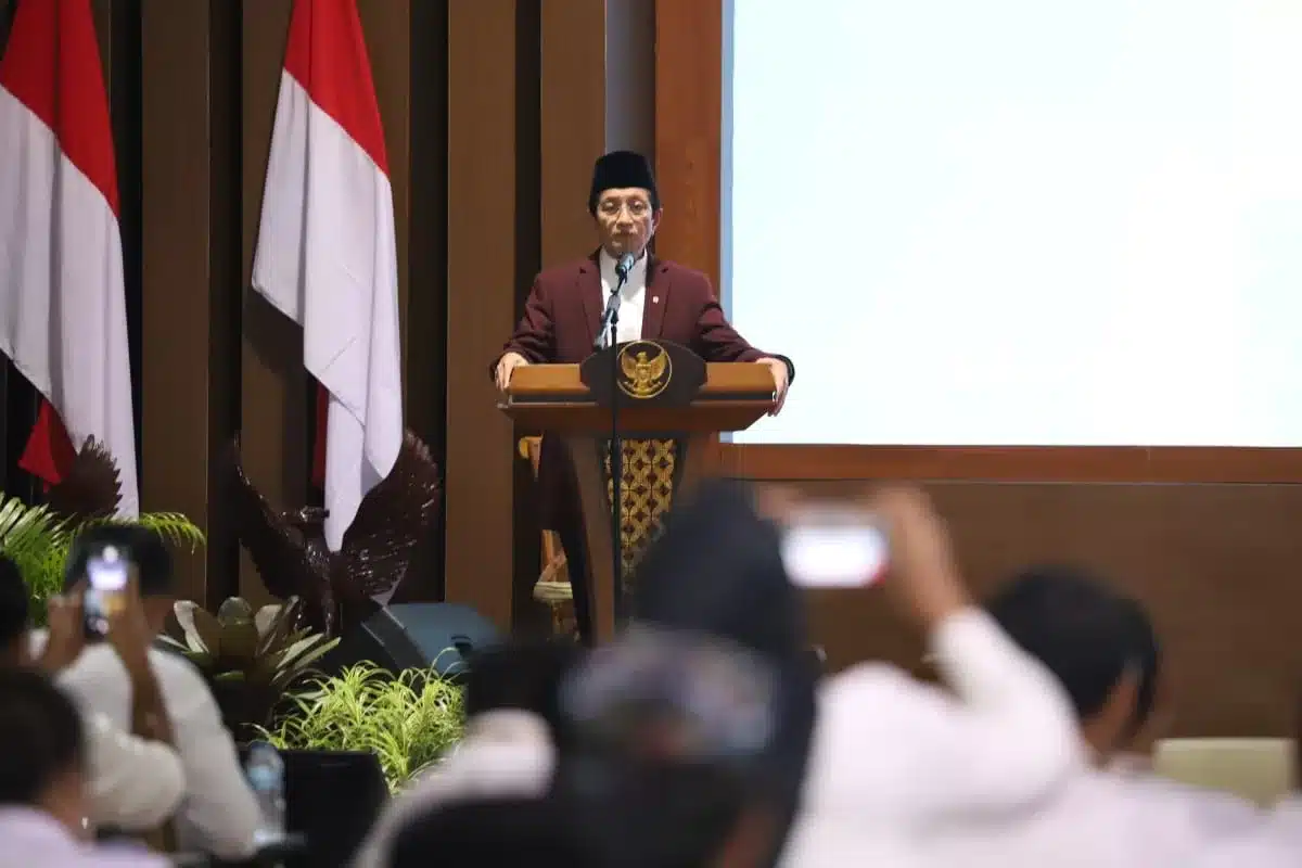 Menteri Agama Republik Indonesia (Menag RI), Nasaruddin Umar saat menyampaikan materianya saat Retreat Kepala Daerah di Magelang. (Ist)