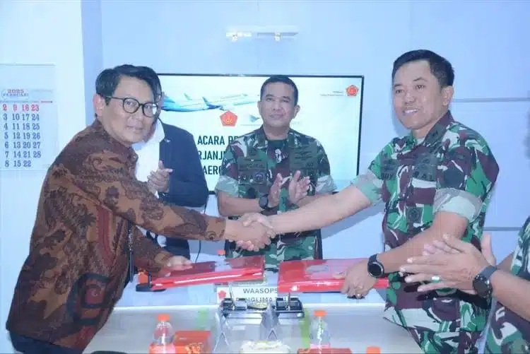 Kerjasama PT Garuda Indonesia dengan TNI. (ist)