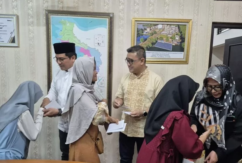 PT BBWM Berikan Santunan Anak Yatim