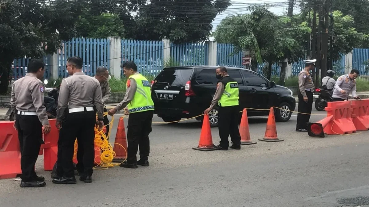 Penutupan U-turn Jalur Pemudik di Pantura Bekasi. (Ist)