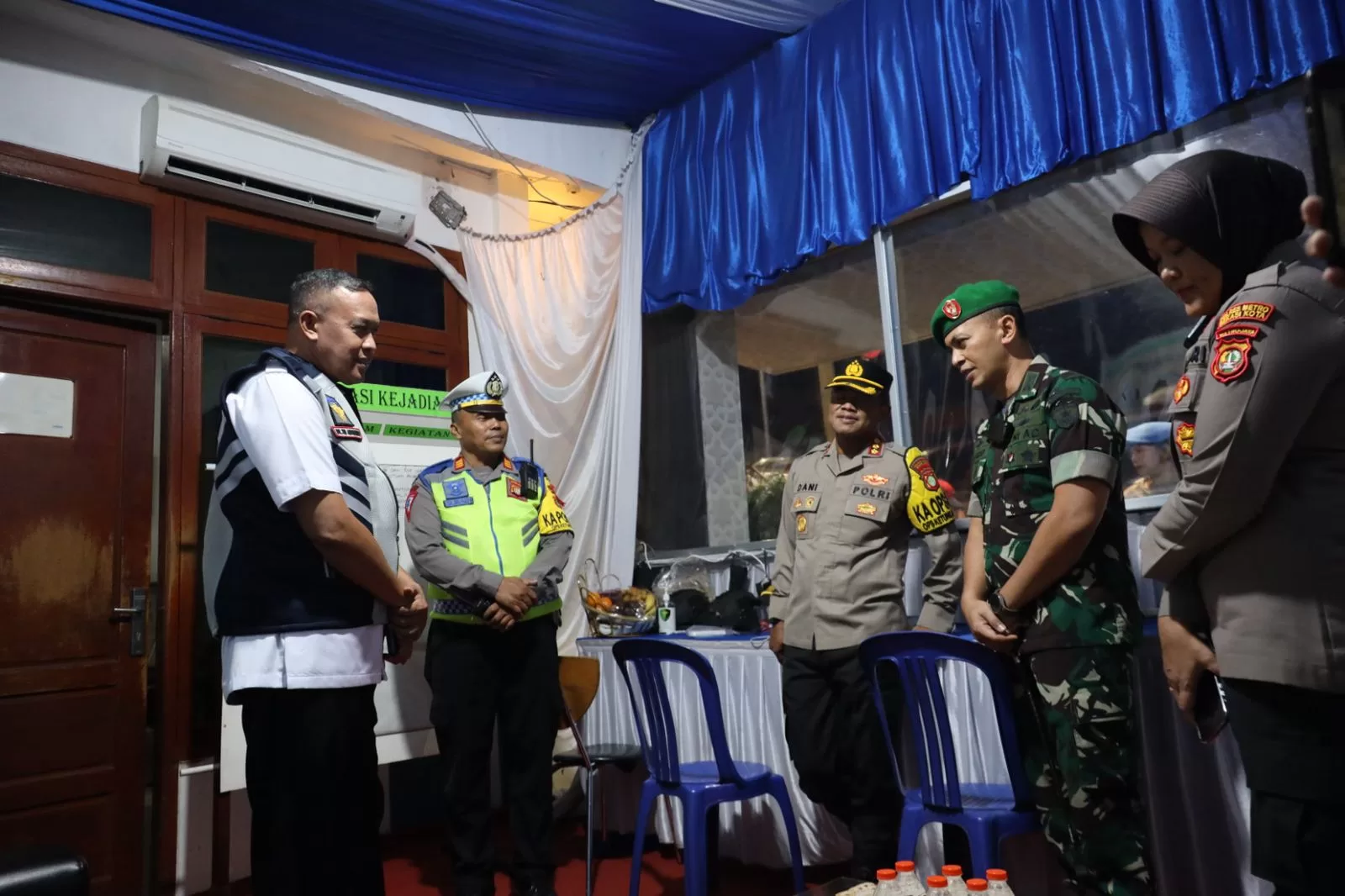 Wali Kota Bekasi saat berkunjung ke Pospam