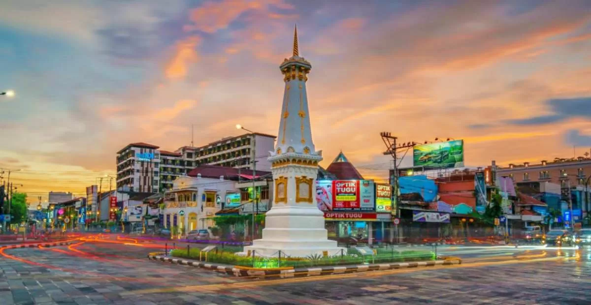 tugu Jogja. (ist)