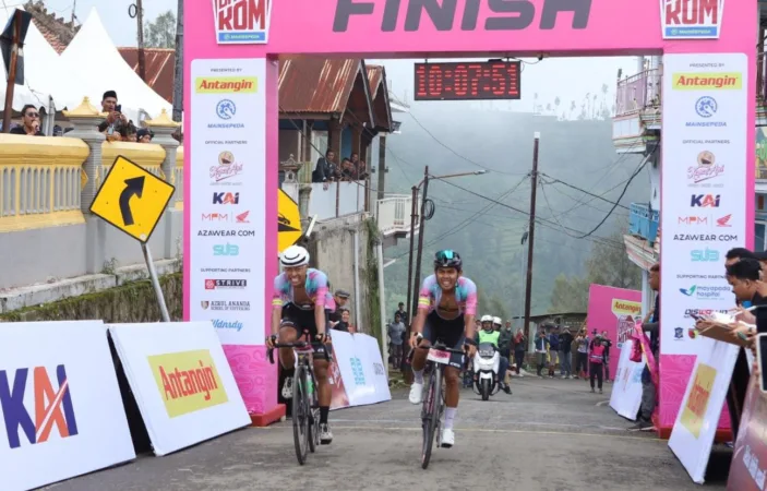 Finish Bromo KOM Challenge 2025