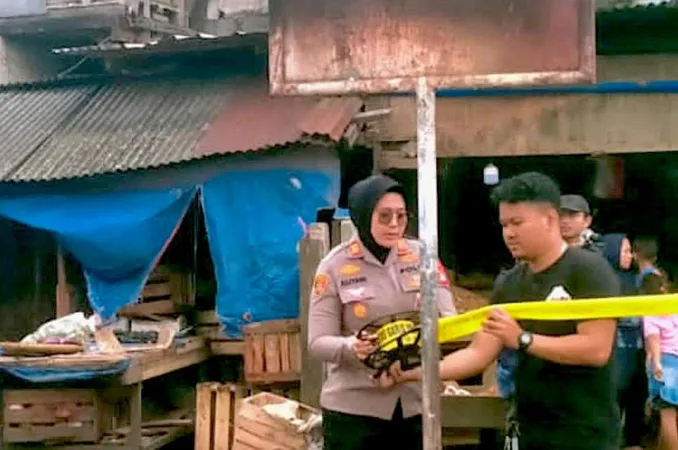 Olah TKP Kebakaran di Pasar Bojong