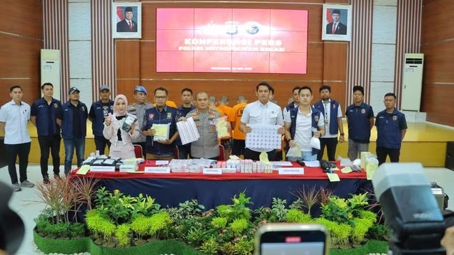Pers Rilis Pabrik Skin Care Ilegal di Babelan