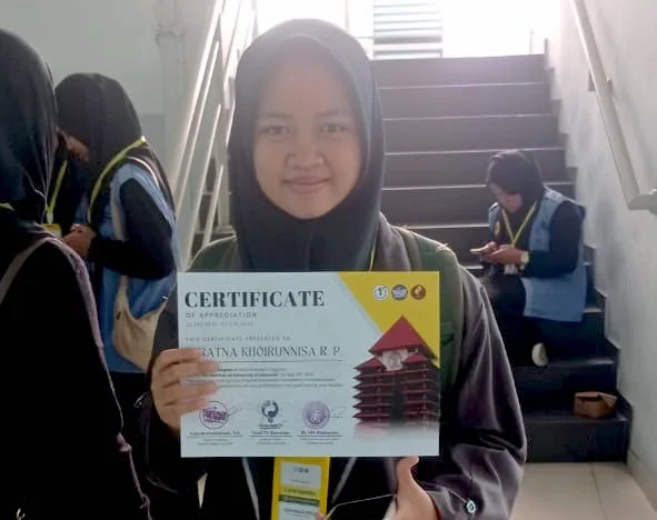 Raden Ratna Khoirunnisa Raka Puteri