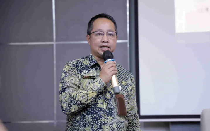 Yan Yan Akhmad Kurnia, Kadis Kominfosantik Kabupaten Bekasi