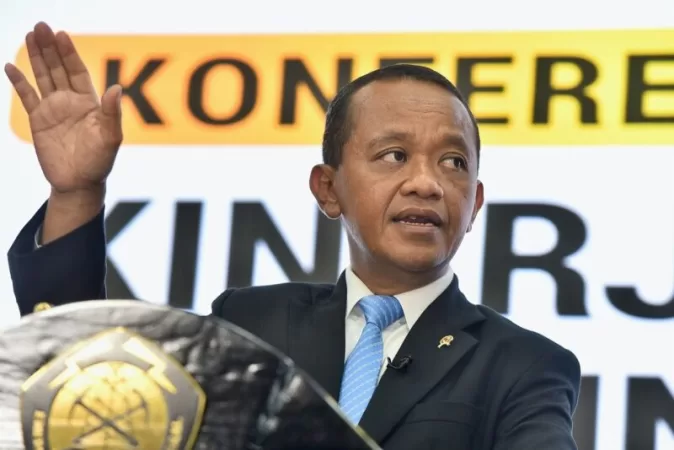 Bahlil: Ekspor Listrik Bersih ke Singapura Harus Sejalan dengan Hilirisasi dan Investasi Industri Hijau di BBK