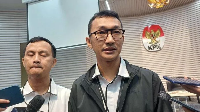 Gubernur Khofifah Minta Penjadwalan Ulang Pemeriksaan oleh KPK Terkait Kasus Dana Hibah Jatim