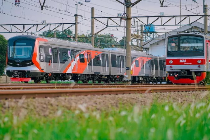 KAI Commuter Operasikan Dua Rangkaian KRL Baru di Lintas Bogor dan Cikarang