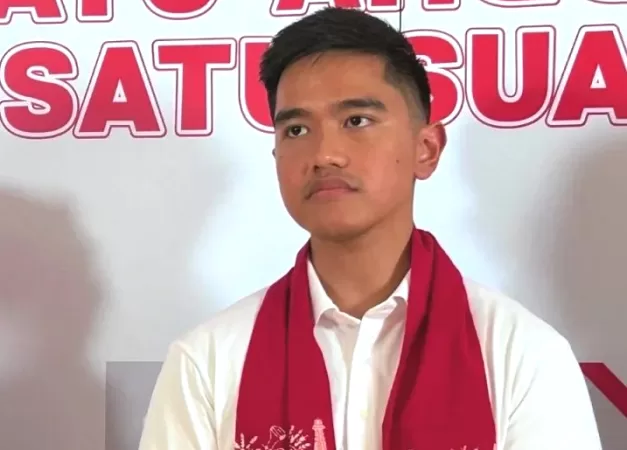 Soal Kabar Jokowi Maju Jadi Ketua Umum PSI, Kaesang: Masa Anak Sama Bapak Kompetisi?