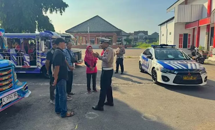 Kereta Kelinci di Blitar Dilarang Beroperasi di Jalan Raya