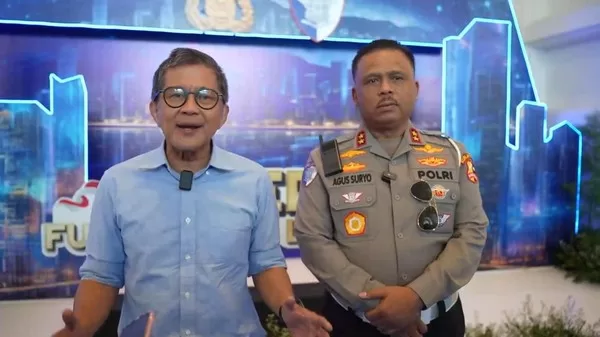 Rocky Gerung Hadiri Rakernis Korlantas Polri, Soroti Etika dan Budaya di Jalan Raya