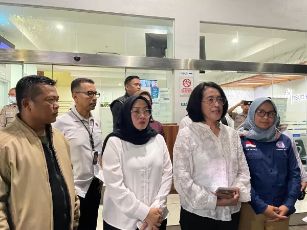 Direktur PPA-PPO Polri Jenguk Anak Korban Penyiksaan Orang Tua di Jakarta Selatan