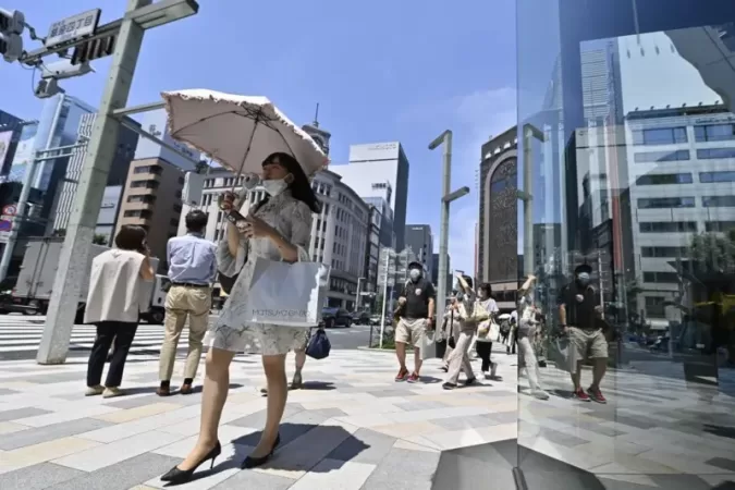 Heatstroke Tewaskan Lansia di Gifu, Ratusan Warga Jepang Dilarikan ke RS Akibat Gelombang Panas