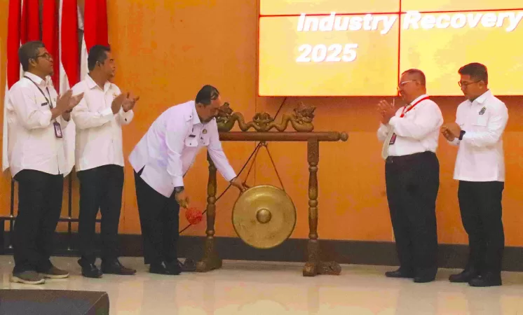 Soal Dugaan Mal Administrasi Penerbitan Akta Kelahiran, Ini Kata Disdukcapil Kabupaten Bekasi 2 Tampilkan Sinergi Industri dan Inovasi Lokal, Cikarang Industrial Expo 2025 Resmi Digelar