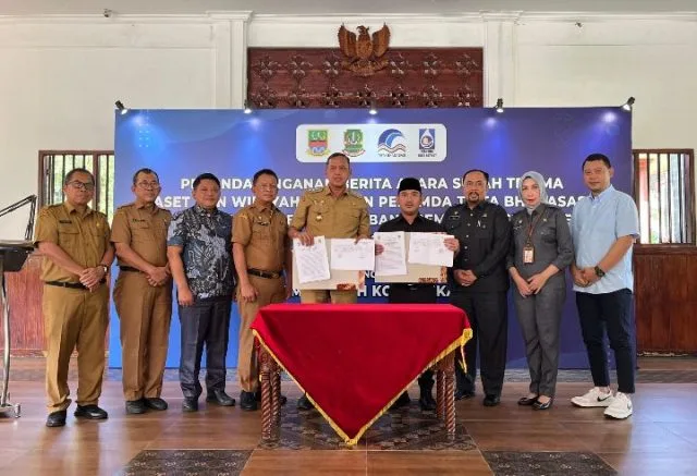 Pemkab dan Pemkot Bekasi Resmi Selesaikan Penyerahan Aset PDAM