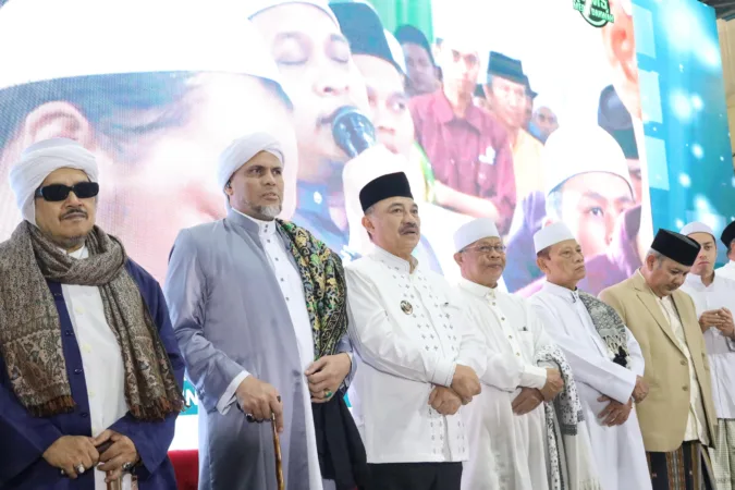 Hadiri Haul Ulama di Pondokgede, Wawali Bekasi Tegaskan Peran Strategis Pesantren