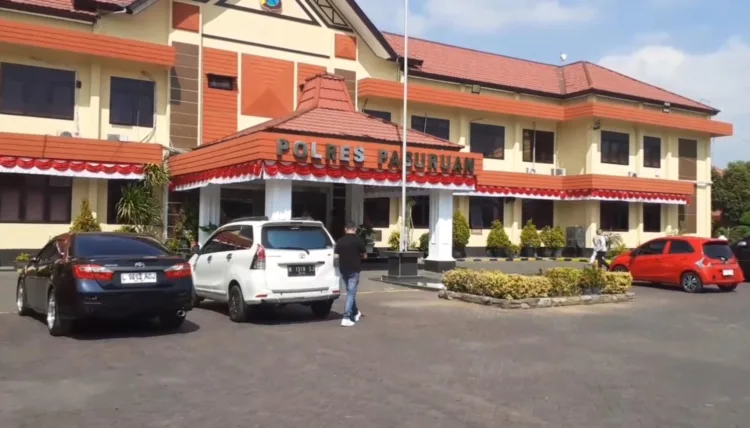 Soal Kasus Premanisme Proyek PT PIER di Pasuruan, Tiga Tersangka Dilimpahkan ke Kejaksaan 1 Mapolres Pasuruan (BM)