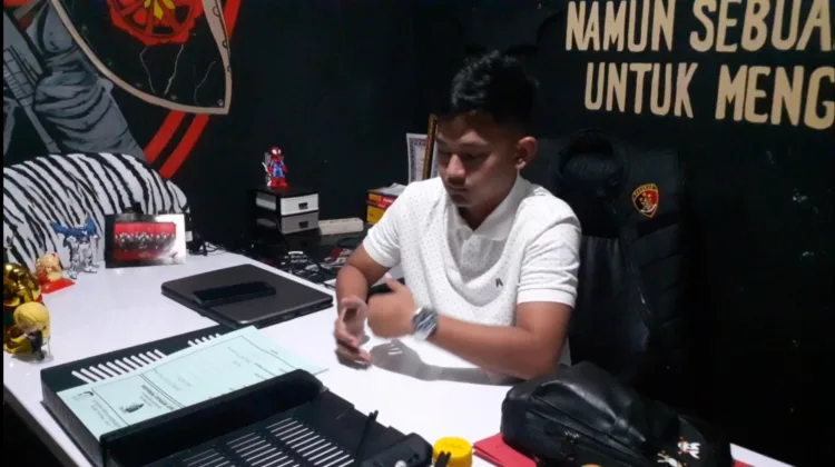 Resahkan Sopir Bus, Preman di Perempatan Kebonagung Diburu Polisi 1 Polisi Lakukan Tes Kejiwaan Terduga Pelaku Pembunuhan di Pasuruan
