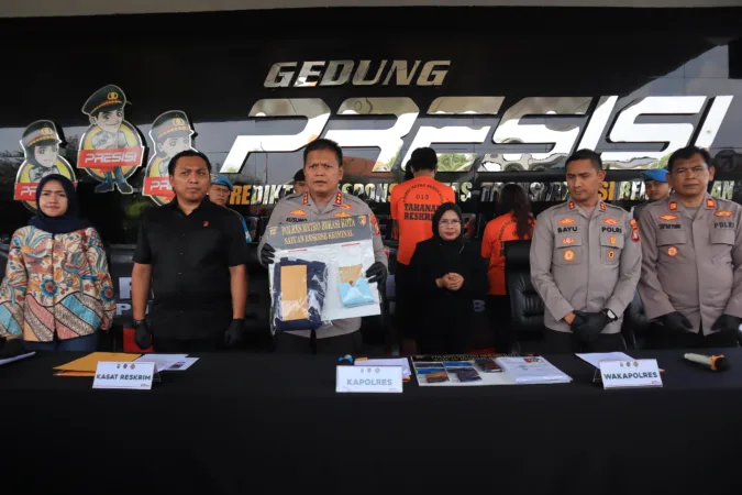 Berawal dari Penjambretan, Remaja di Pasuruan Ngaku Terlibat Sejumlah Curanmor 1 Rekam Majikan Usai Mandi, ART dan Satpam di Bekasi Ditangkap Polisi