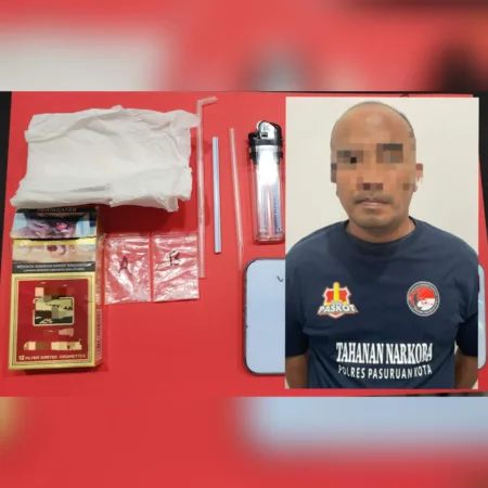 Cegah JUDOL, Kepala Keamanan Lapas Pasuruan Razia Ponsel Anggota Jaga 1 Barang Bukti insert Pelaku diamankan Polisi (kasat)