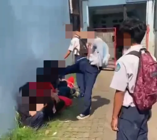Viral! Aksi Bullying di SMPN 1 Tambun Selatan, Korban dan Orang Tua Lapor Polisi