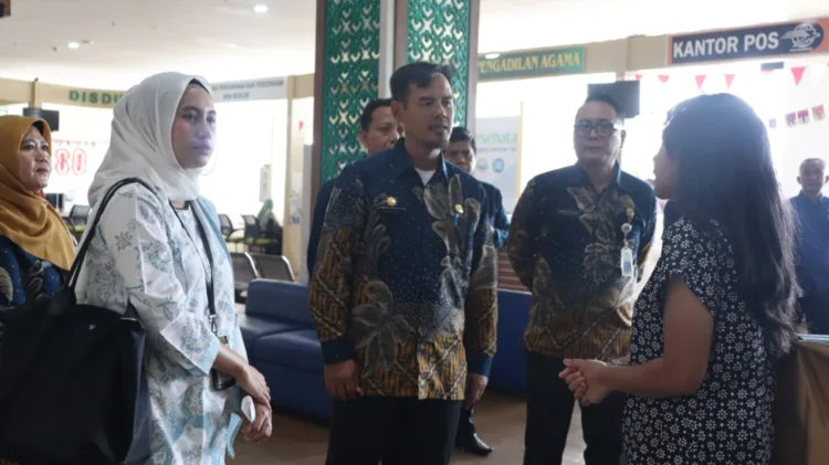 Malam Puncak HUT RI ke 79, Warga Jatibening Baru Gelar Pentas Seni 2 DPMPTSP Kabupaten Bekasi Mantapkan Layanan Terpadu Menuju Zona Integritas WBK