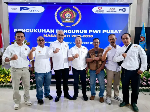Milad Ke-8 JAJAKA: Jaga Saudara, Jaga Agama, Jaga Negara — Menyatukan Kembali Ruh Jawara untuk Negeri 1 Catatan Ketua Aing: Dari Monumen Pers Surakarta Menuju Kebangkitan Wartawan Indonesia