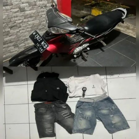 Polisi sita baramg bukti milik dua pelaku (hms)