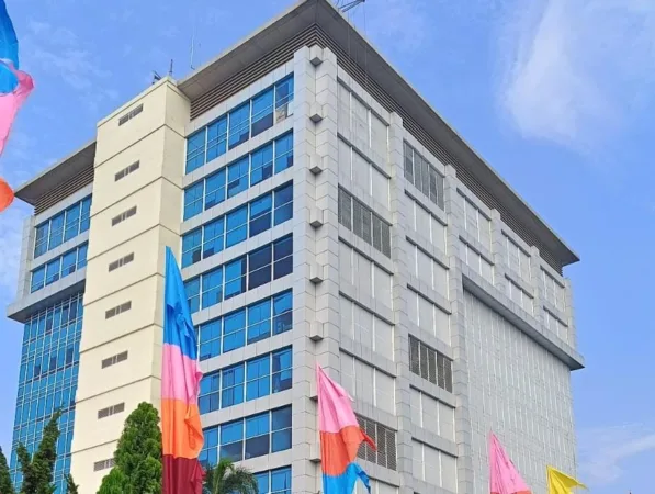 Peringatan Maulid Nabi dan Milad ke-8 JAJAKA: Merajut Kebersamaan dan Memperkuat Silaturahim Umat 1 Pemerintah Kota Bekasi menegaskan bahwa pelaksanaan penyertaan modal daerah kepada Badan Usaha Milik Daerah (BUMD) Tahun Anggaran 2024 memiliki dasar hukum yang jelas. Penegasan ini disampaikan oleh Asisten Perekonomian dan Pembangunan Kota Bekasi, Inayatulah, pada Senin (6/10/2025).