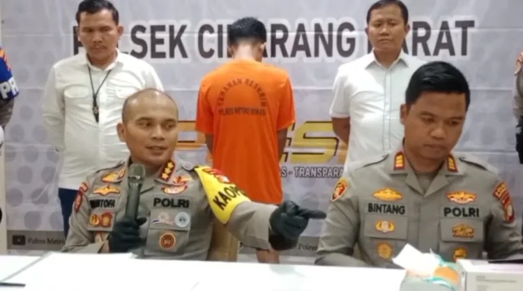 Rebutan Cinta Cewek Penjual Es, Pria Bekasi Tewas Ditikam Teman Sendiri