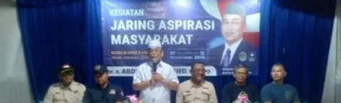 Anggota Komisi III DPRD Kota Bekasi, H. Abdul Muin Hafied, melaksanakan kegiatan Reses Masa Sidang III Tahun 2025 di wilayah konstituennya, RW 26 Kelurahan Pejuang, Kecamatan Medan Satria, pada Sabtu malam (8/11/2025).