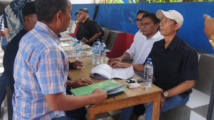 Rencana pengukuran ulang lahan di Jalan Inspeksi Kalimalang, RT 007/005, Kelurahan Jakasampurna, Kecamatan Bekasi Barat, yang akan dilakukan Polres Metro Bekasi Kota pada Kamis (6/11/2025), menuai sorotan serius dari Tim 11 selaku kuasa hukum Irod Ismed bin Absari.