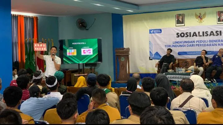 Satuan Reserse Narkoba (Satresnarkoba) Polres Pasuruan Kota menutup tahun 2025 dengan capaian signifikan dalam pemberantasan peredaran gelap narkotika. Hingga November 2025, total 63 kasus diungkap dengan 82 tersangka diamankan dari berbagai wilayah hukum Polres Pasuruan Kota.