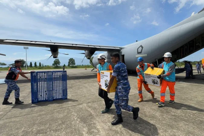 Setelah Insiden Laka Maut di Rel Tanpa Palang Pintu di Pasuruan, Daop Surabaya Pasang Patok di Jalur Dua Arah 2 Direktur Utama PT PLN (Persero), Darmawan Prasodjo, memastikan langsung penanganan kelistrikan pascabencana banjir dan longsor yang melanda Aceh. Sabtu (29/11/2025).