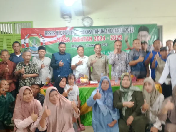 Pemkab Bekasi Raih Tiga Penghargaan Tingkat Provinsi di Bidang Pemberdayaan Perempuan 2 Anggota DPRD Kota Bekasi dari Fraksi Partai Kebangkitan Bangsa (PKB), Alit Jamaludin, S.E., melaksanakan kegiatan Reses III Tahun Anggaran 2025 di RT 04 RW 04, Kelurahan Margahayu, Kecamatan Bekasi Timur, pada Sabtu (8/11/2025).