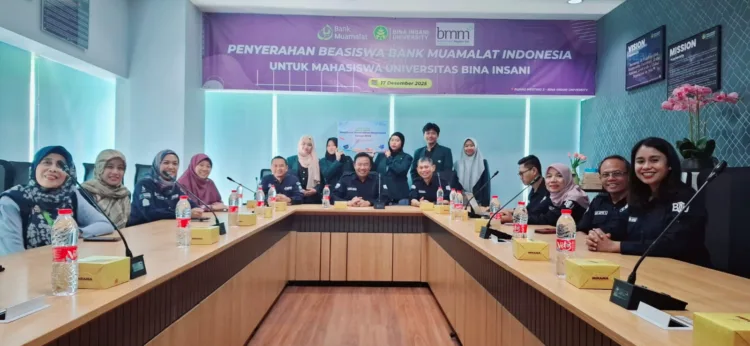 Sebanyak 10 mahasiswa Bina Insani University menerima beasiswa perdana melalui Perjanjian Kerja Sama (PKS) antara Bina Insani University dan Bank Muamalat Indonesia Cabang Kota Bekasi.