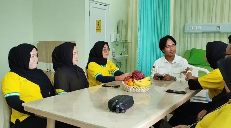 Di tengah masih menguatnya stigma bahwa layanan kesehatan berbasis BPJS kerap identik dengan antrean panjang dan perlakuan berbeda, Rumah Sakit Citra Arafiq Bekasi justru mengambil posisi berlawanan.
