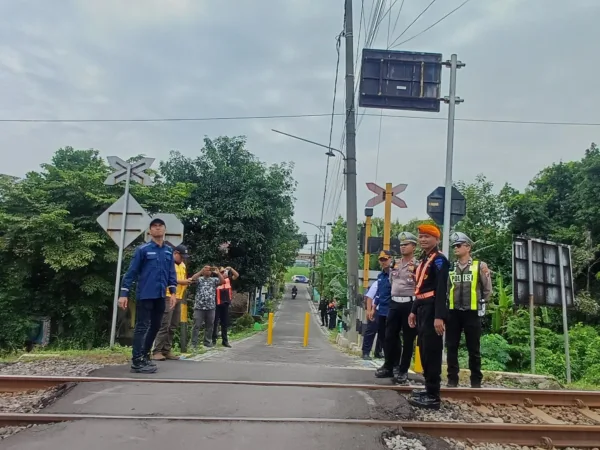 Satlantas tinjau JPL di Pasuruan (BM)