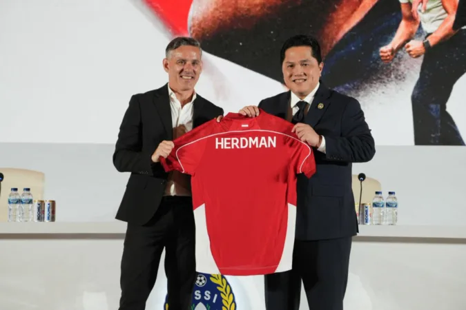 Erick Thohir Ajak Semua Elemen Sepak Bola Dukung John Herdman Perkuat Timnas Indonesia