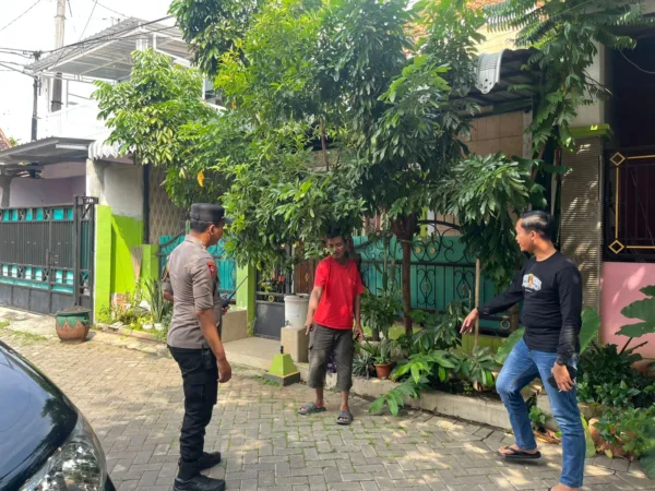 Polisi melakukan olah TKP gendam (hms)