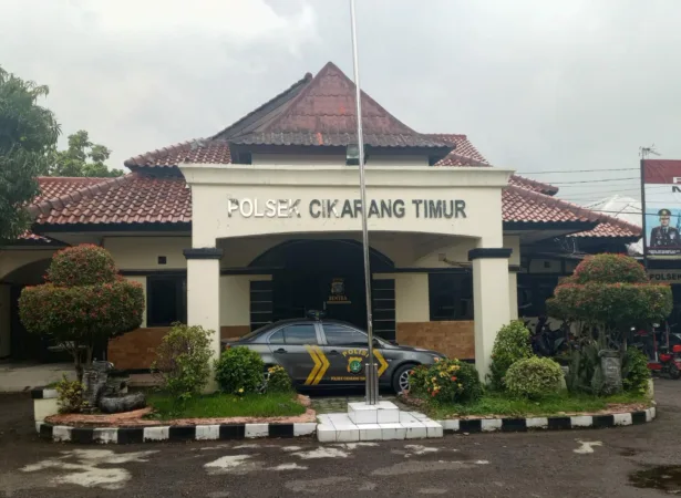 Kantor Mapolsek Cikarang Timur (Frm)
