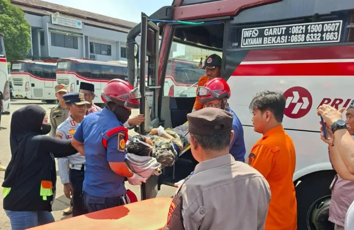 Seorang pria berusia 54 tahun asal Kabupaten Garut, Jawa Barat, ditemukan meninggal dunia di kawasan Terminal Induk Bekasi, Kelurahan Margahayu, Kecamatan Bekasi Timur, pada Minggu (22/3/2026).